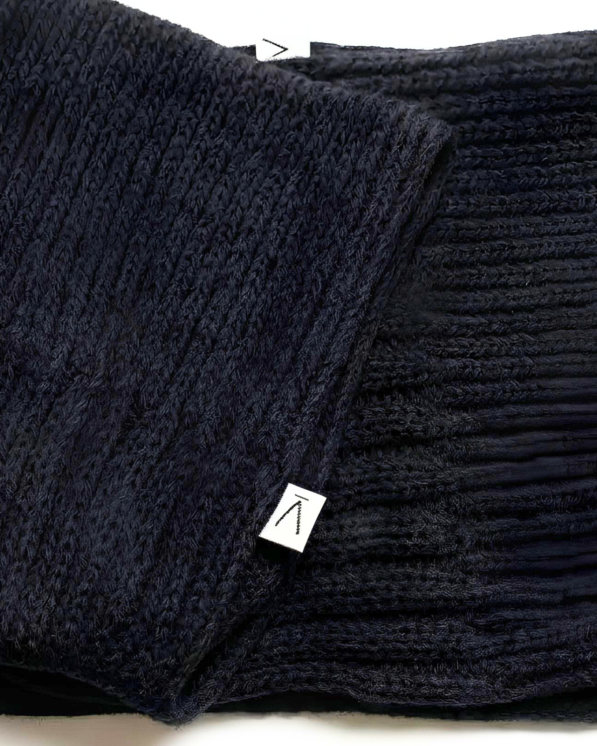 Knit Stulpe Legwarmer “COUTURE” Iron Black