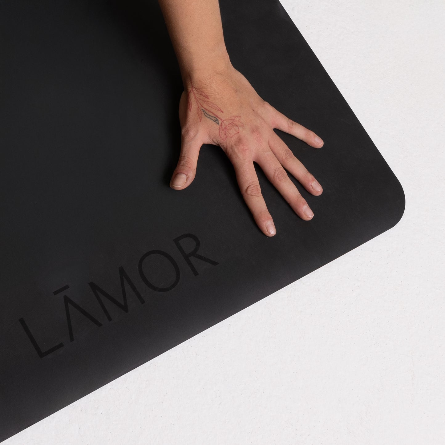 LĀMOR YOGA-MATTE - SCHWARZ