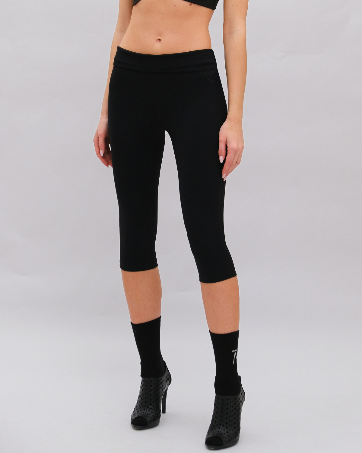 Capri Lamor Elegance Ā-SCULPT™ Iron black