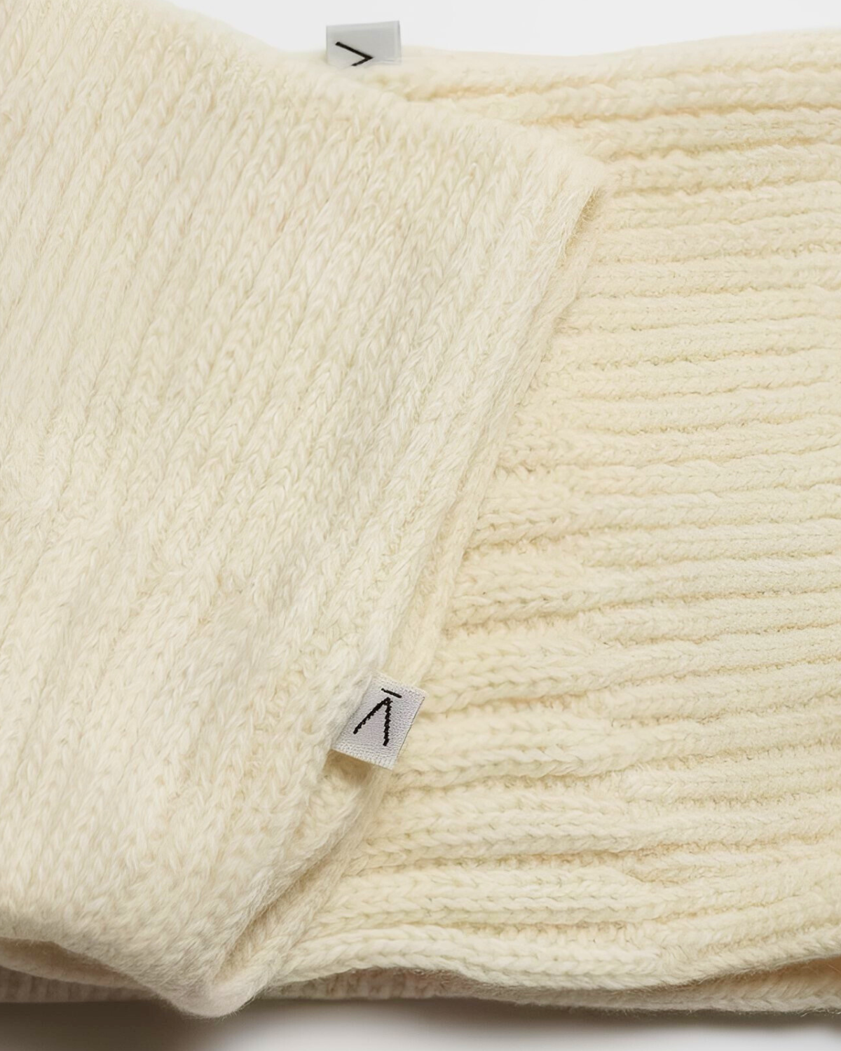 Knit Stulpe Legwarmer “COUTURE”  Soft Cream