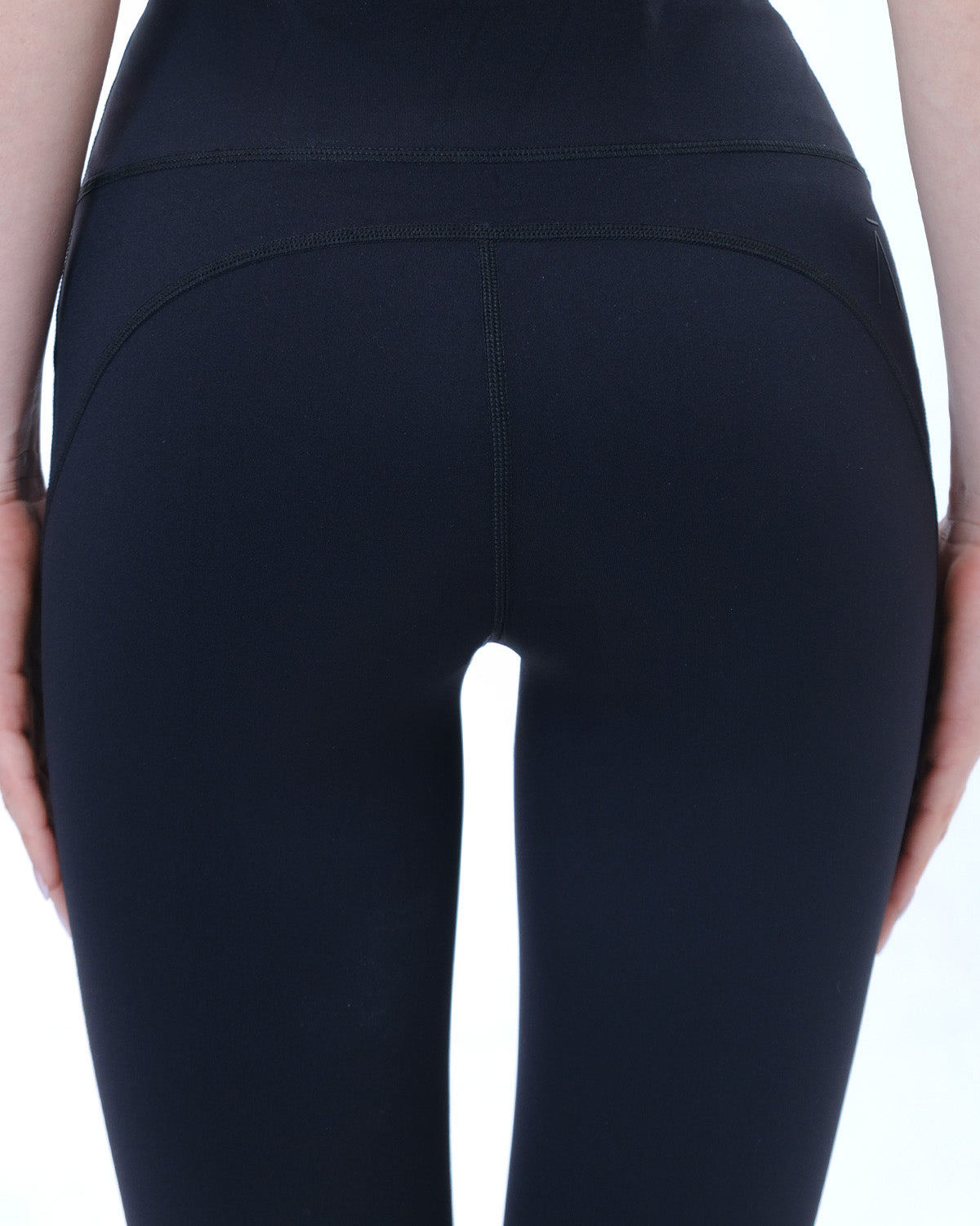Elegance Legging Ā-SCULPT™  Lamor Iron Black