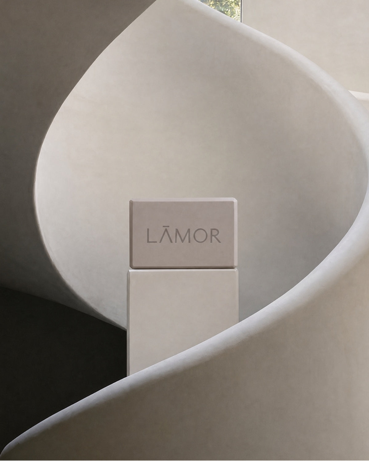LĀMOR YOGA BLOCK - TAUPE